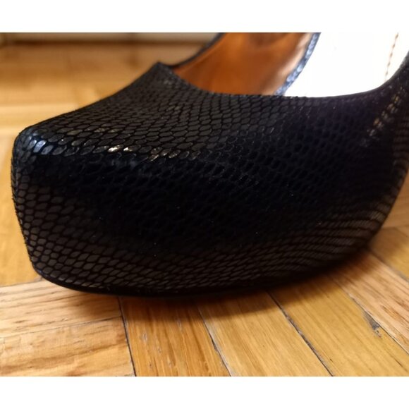 BCBGeneration Parade Platform Pump black leather stilettos, size 8 / 38 - Picture 13 of 15